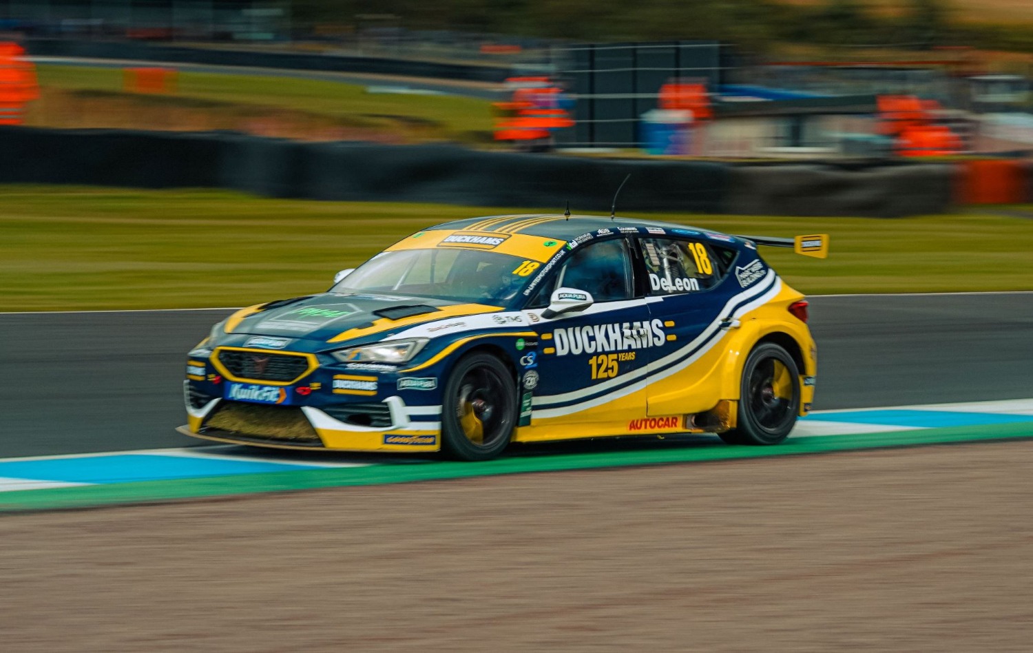 Successful Sustainable Fuel Trial for Duckhams BTCC Racing Team | News ...